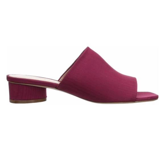 💕Editor’s Pick💕 Stuart Weitzman slide sandal - Picture 5 of 7